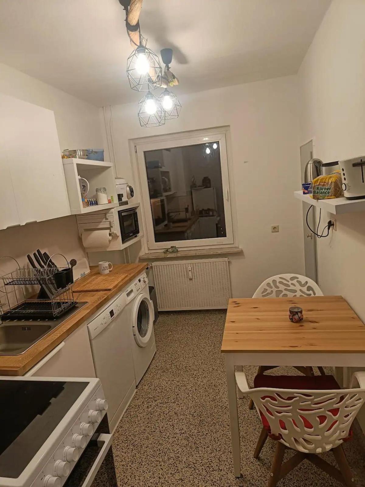 Brunswick Central Charm: Cozy City Room! Экстерьер фото